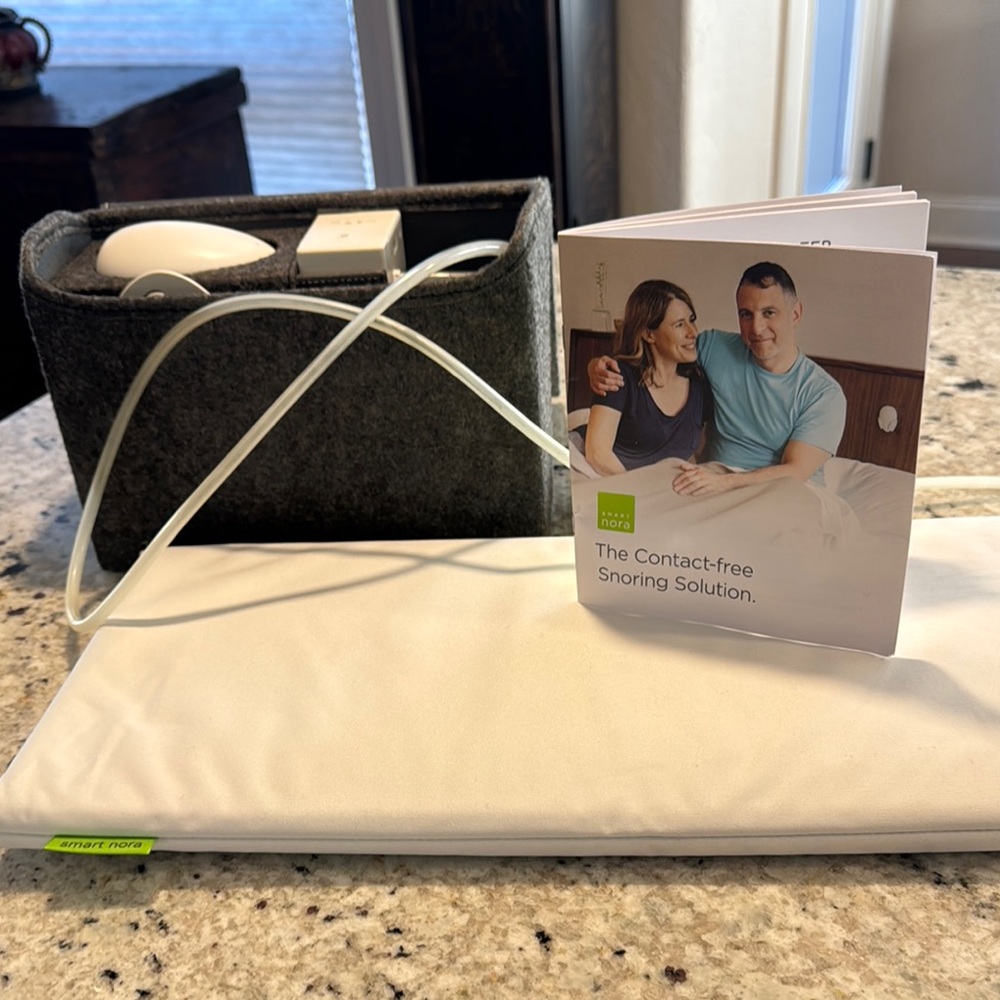 Smart Nora Contact-Free Snoring Solution